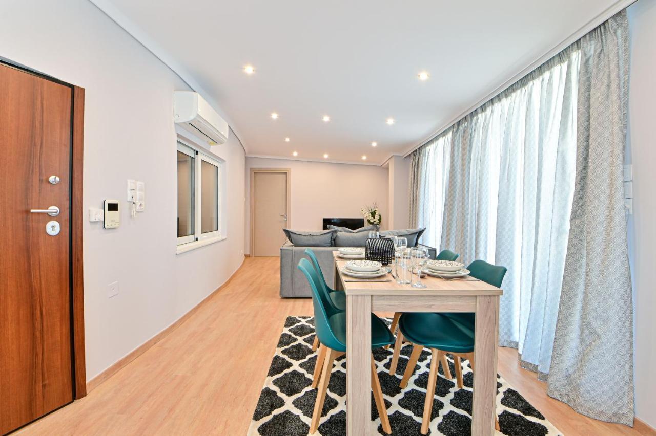 Charming Apartment With A Sea View Terrace Piraeus Ngoại thất bức ảnh