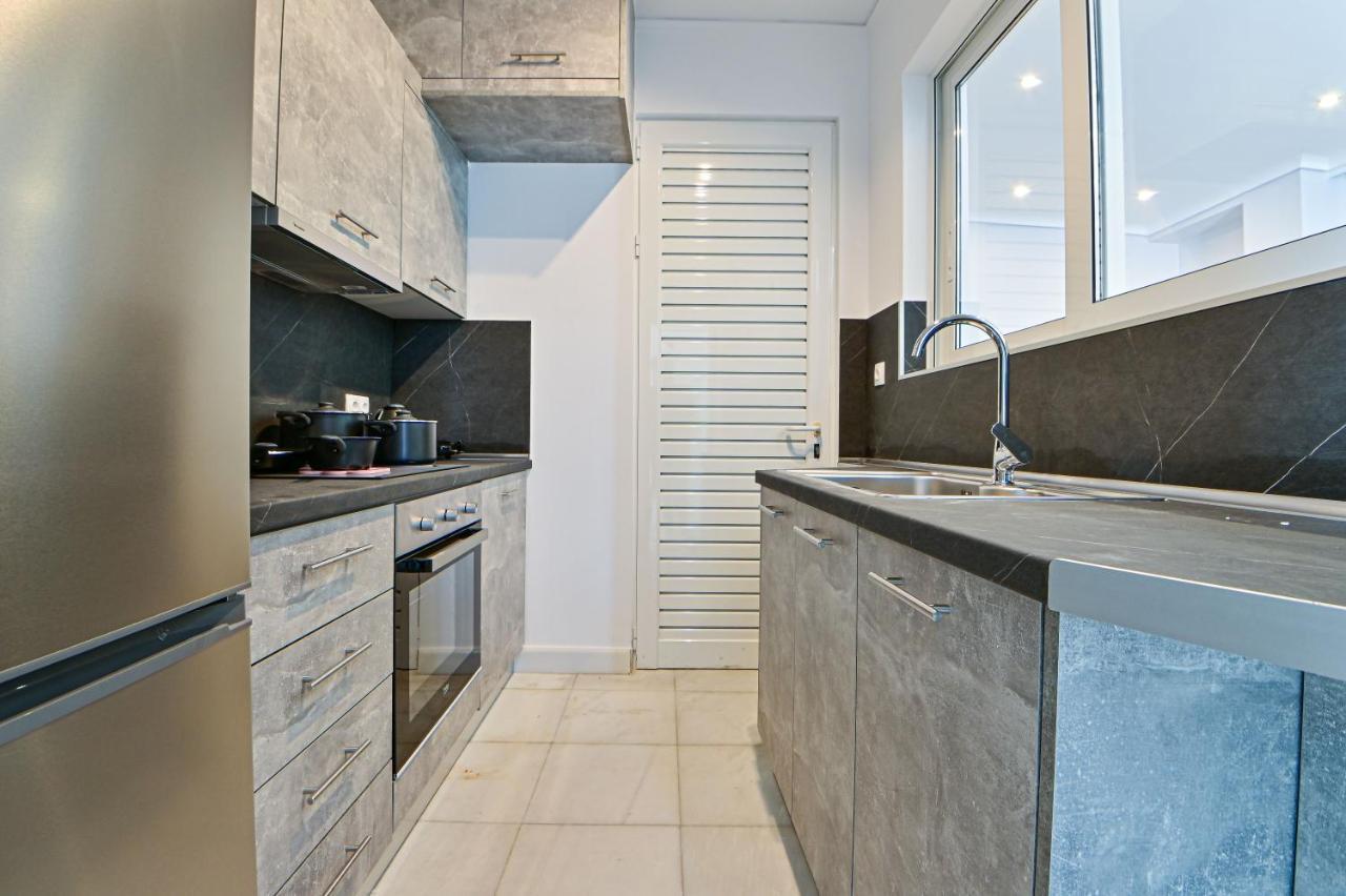 Charming Apartment With A Sea View Terrace Piraeus Ngoại thất bức ảnh